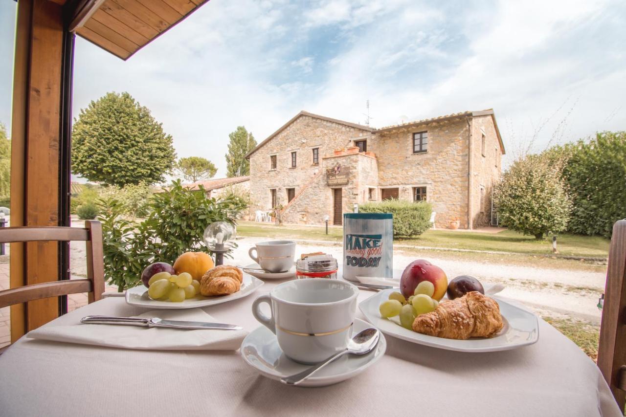 Casa Vacanze Vecchio Granaio Magione Luaran gambar