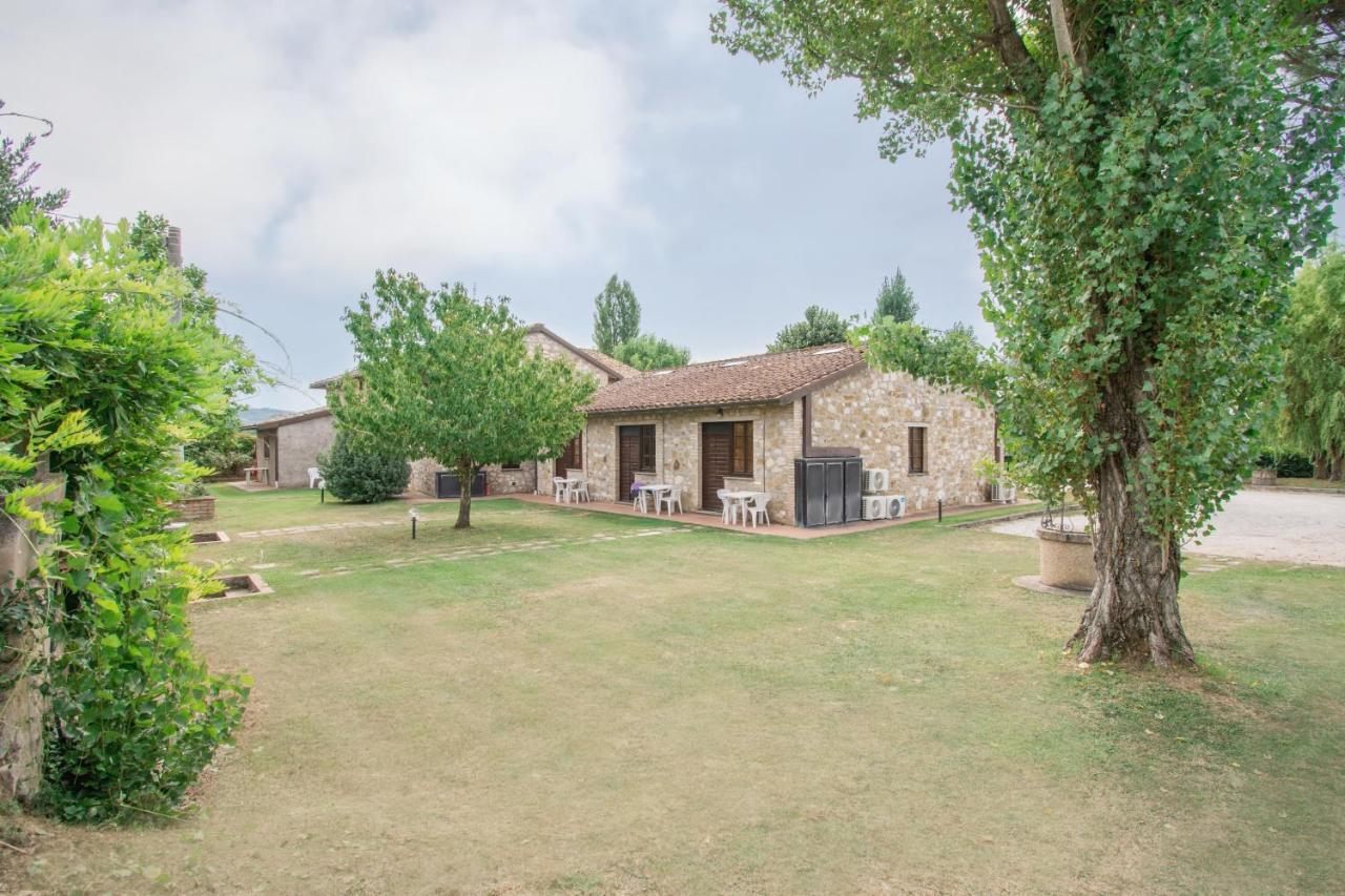 Casa Vacanze Vecchio Granaio Magione Luaran gambar